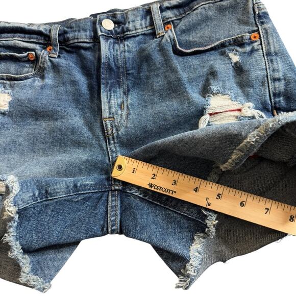 Gap 5 Inch Paisley Bandana Print Jean Shorts Med Wash Distressed Denim Womens 8 - Picture 5 of 8